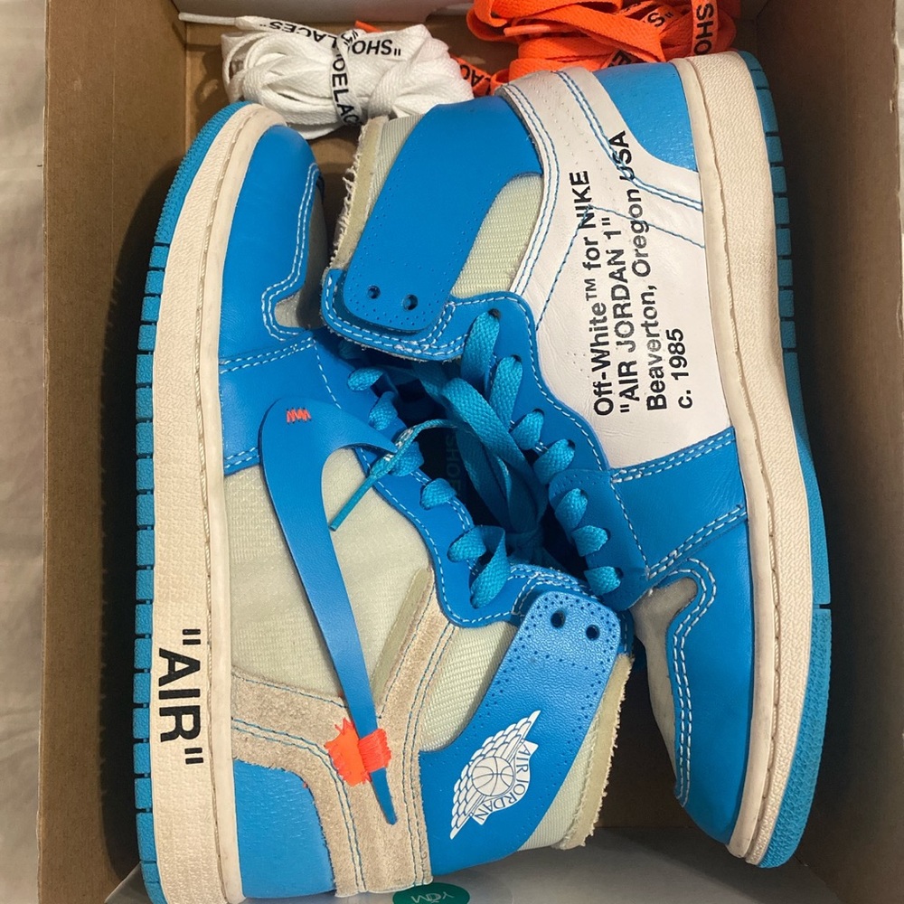OFF-WHITE x AIR JORDAN 1 RETRO HIGH OG UNC